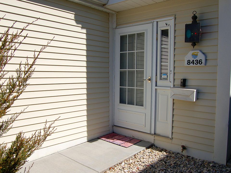 1st image of 8436 S Tuckaway Shores Dr #8436