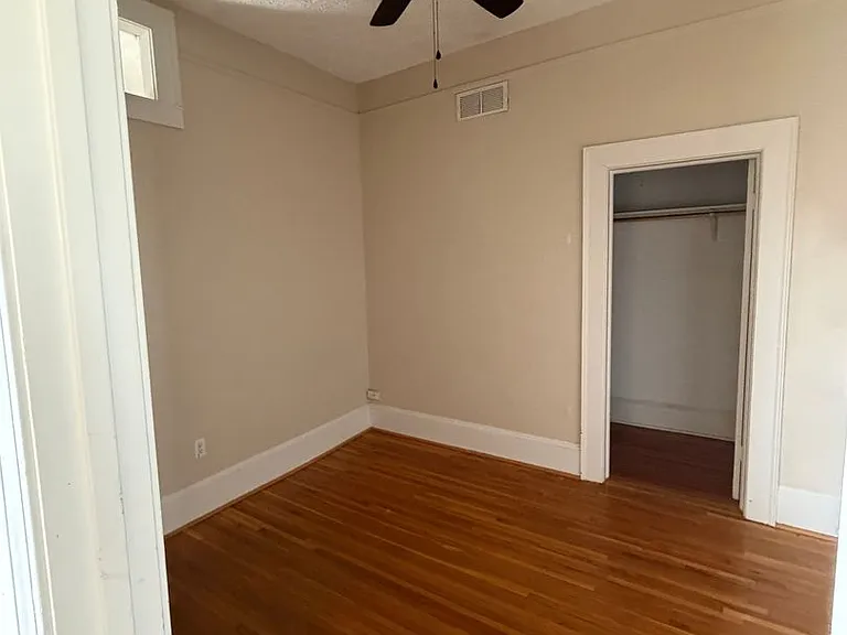 115 Lockett St — Photo 5