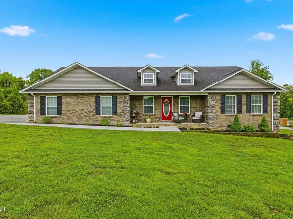 1904 Infinity Ln, Sevierville, TN 37876