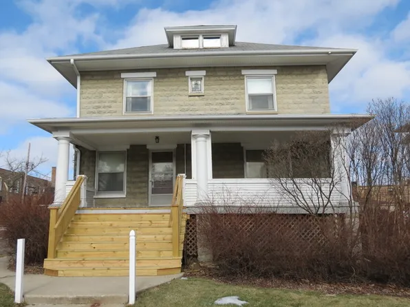 117 W Willow Ave, Wheaton, IL 60187