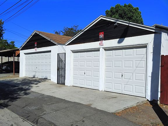 3rd image of 7923 Newlin Ave