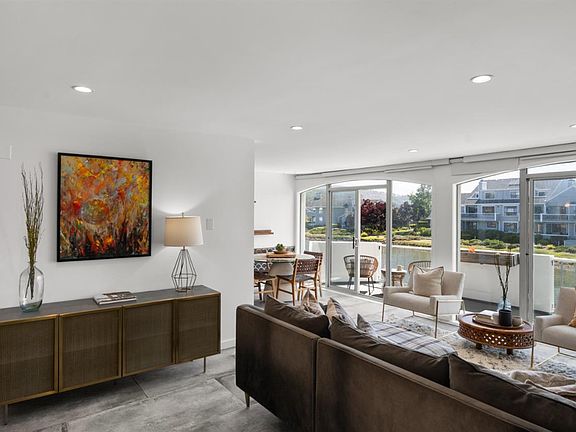 3rd image of 5222 Shelter Bay Avenue