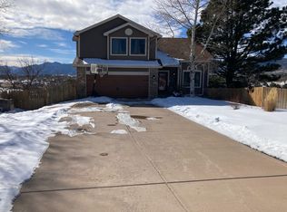 290 Candletree Cir, Monument, CO 80132