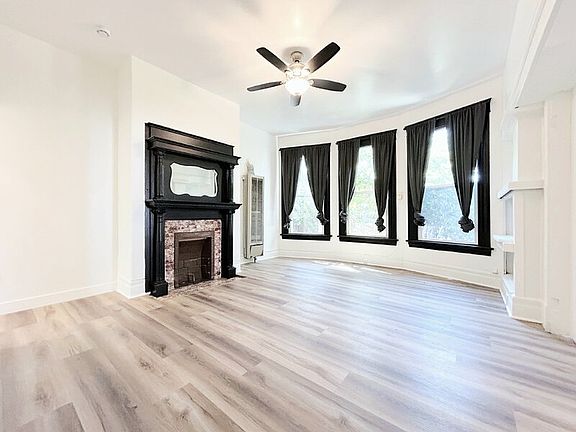 4th image of 724 W 2nd St Unit A
