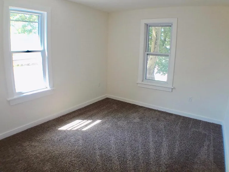 802 Bridge St #2 — Photo 5