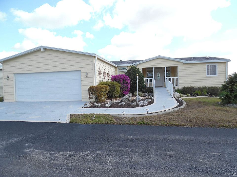 1st image of 3806 Arrowwood Dr