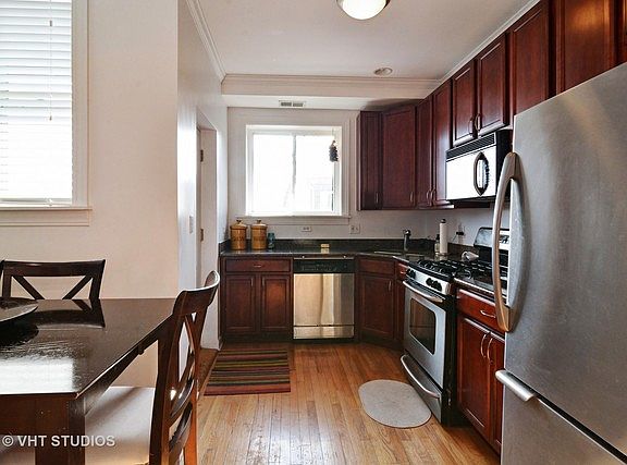 5th image of 4027 N Mozart St #3
