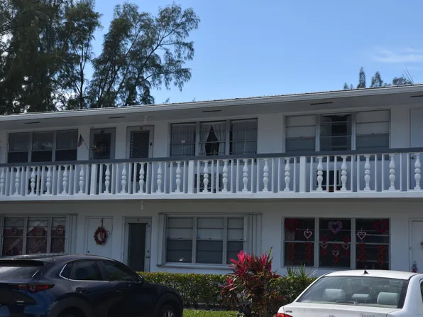 14 Windsor A #14, West Palm Beach, FL 33417