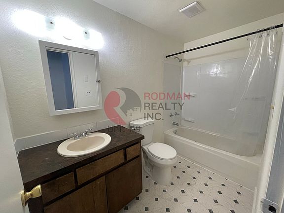 4th image of 1915 Dorothy St #5674232
