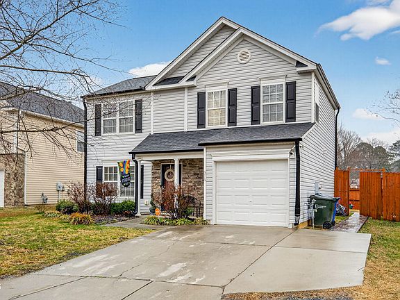 2nd image of 516 Cove Hollow Dr