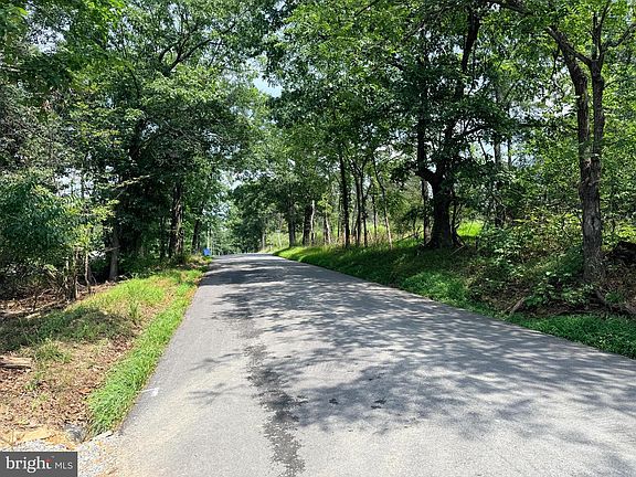 3rd image of 4272 Timber Ridge Rd