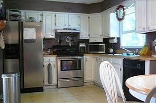 1st image of 15 Castleberry Dr