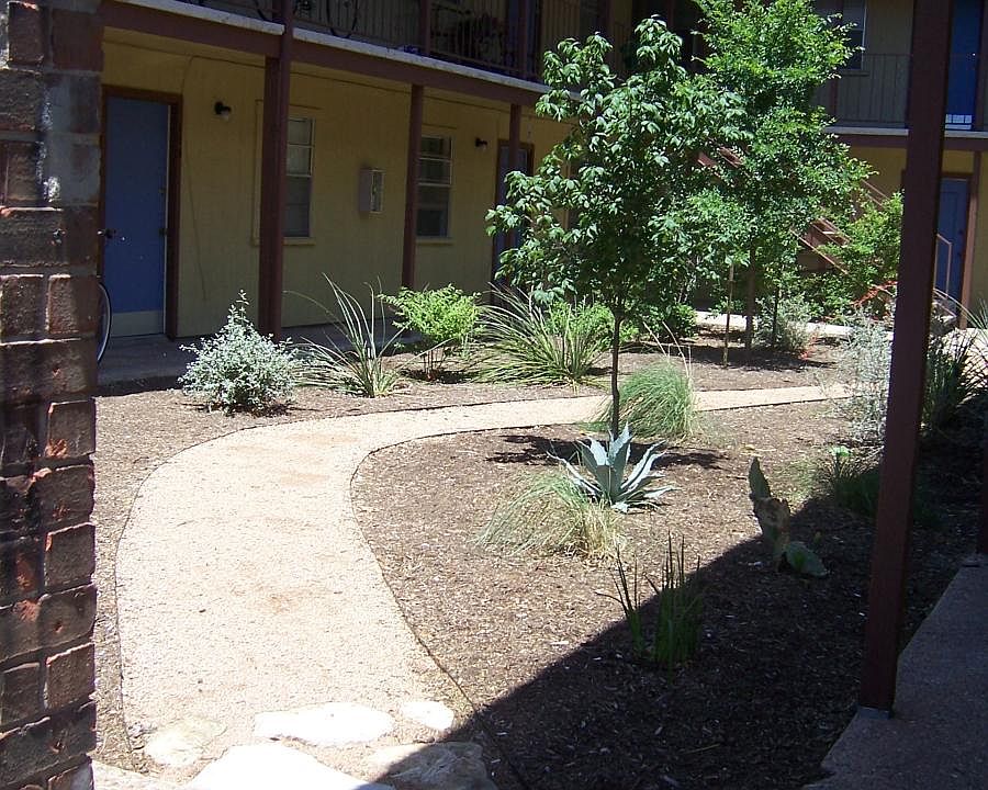 2nd image of 1410 W North Loop Blvd APT 206