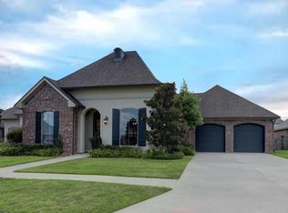 114 Huttingtower Ln, Lafayette, LA 70508