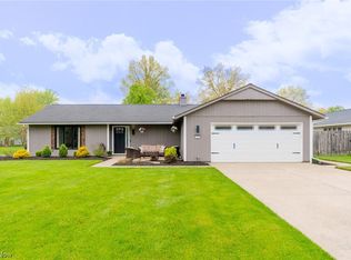 10846 Fence Row Dr, Strongsville, OH 44149