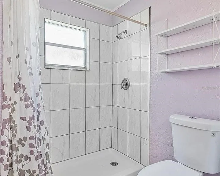 5556 Memorial Dr — Photo 7