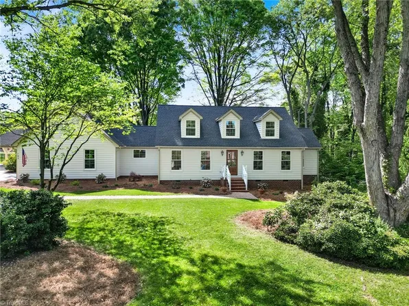 102 Cherokee Dr, Lexington, NC 27295