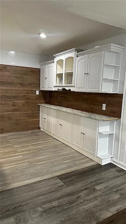 3 bed, 1100 sqft, $1,790 — Photo 3
