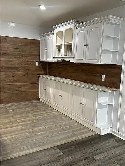 2201 Barnes Mill Rd NE — Photo 3