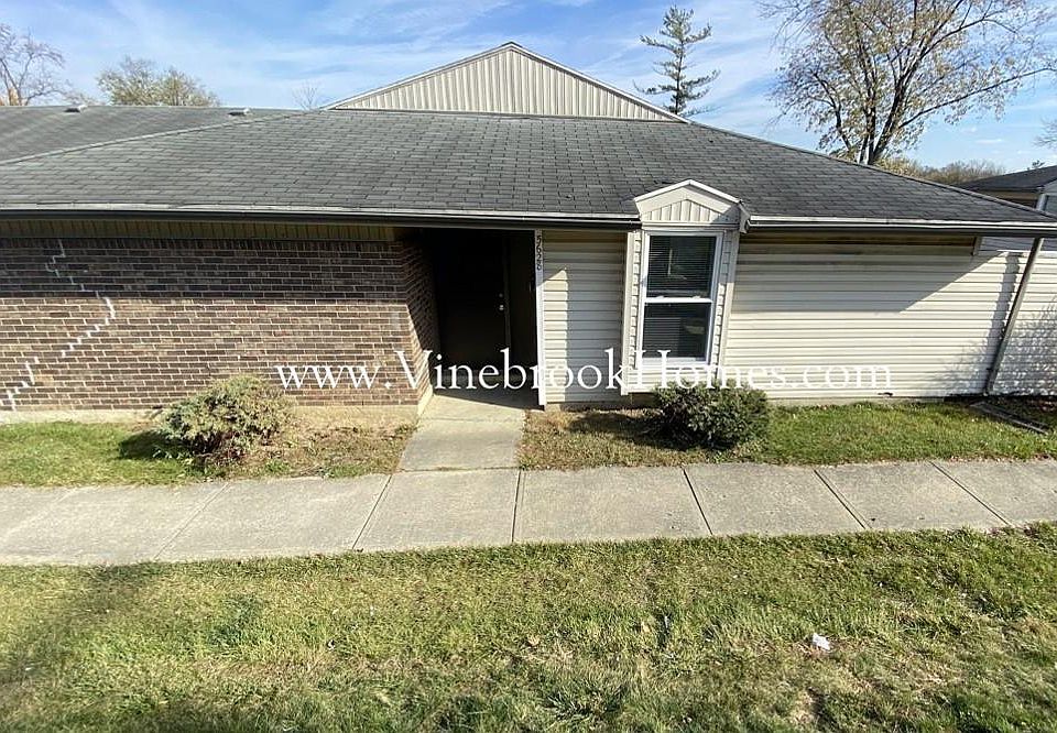 1st image of 5628 Troy Villa Blvd