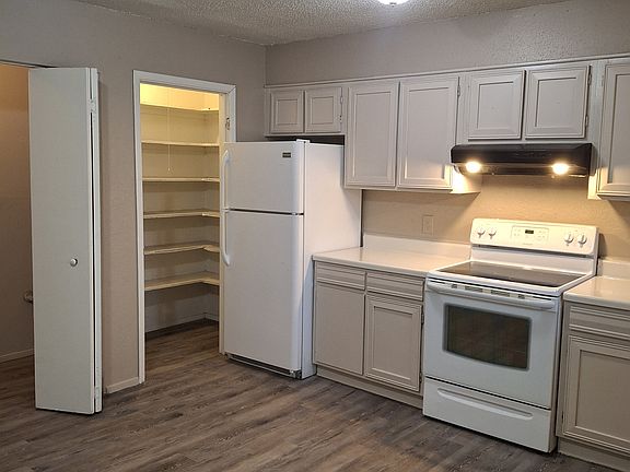 4th image of 501 Wisconsin St NE APT 2A