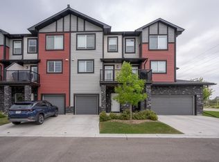 2003 Jumping Pound Cmn, Cochrane, AB T4C2L1