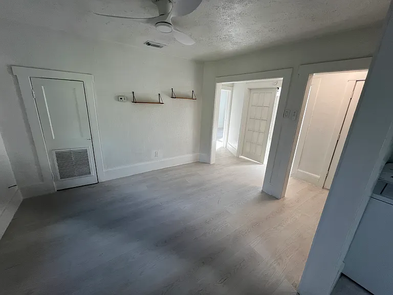 5 Estey St #3 — Photo 32
