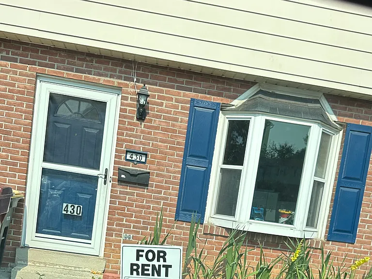 430 Kansas Ave — Photo 1