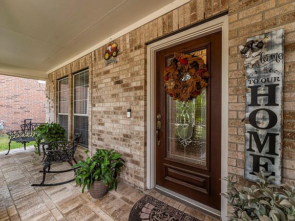 5th image of 4618 Countrypines Dr