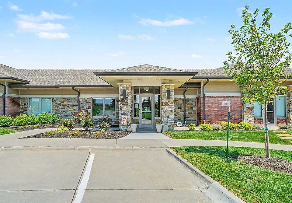 Welcoming community entrances set the tone for easy arrivals and friendly moments that feel like coming home every day.