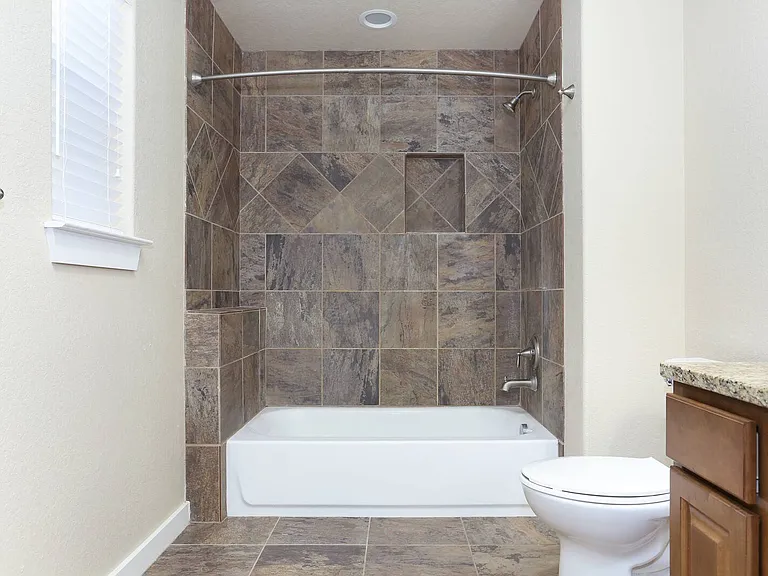 211 Circle Ct — Photo 19