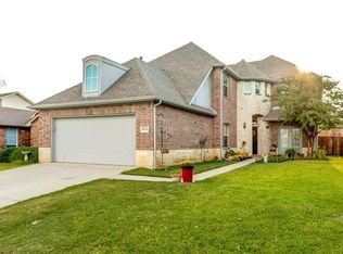 9609 Courtright Dr, Fort Worth, TX 76244