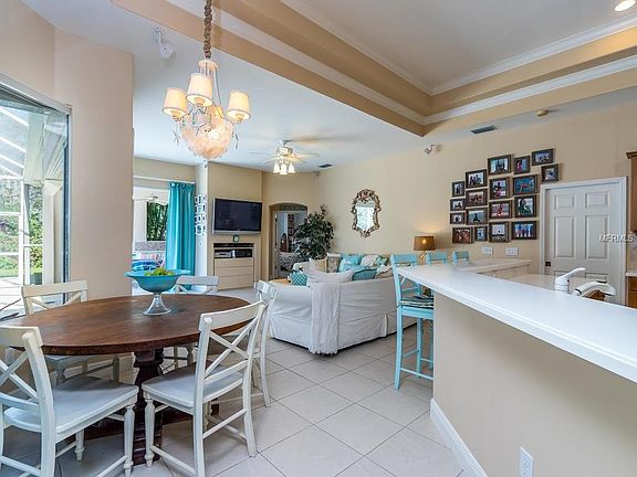 5th image of 4916 Sabal Lake Cir