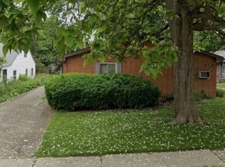 27 W Parkwood Dr, Fairborn, OH 45324