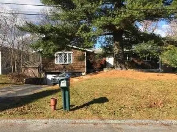 36 Stony Run Rd, Newburgh, NY 12550