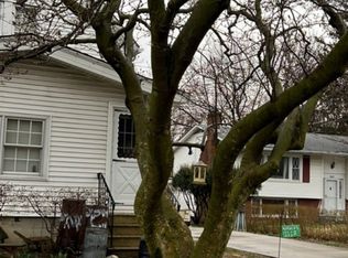 3367 Clague Rd, North Olmsted, OH 44070