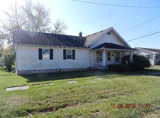 310 E Sanders St, La Plata, MO 63549