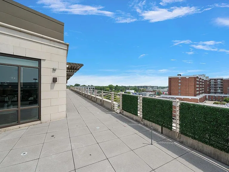 34901 Woodward Ave #5 — Photo 60