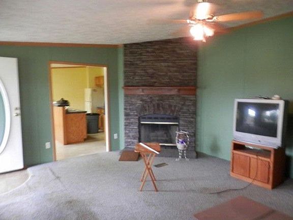 5th image of 570 Meadow View Ln