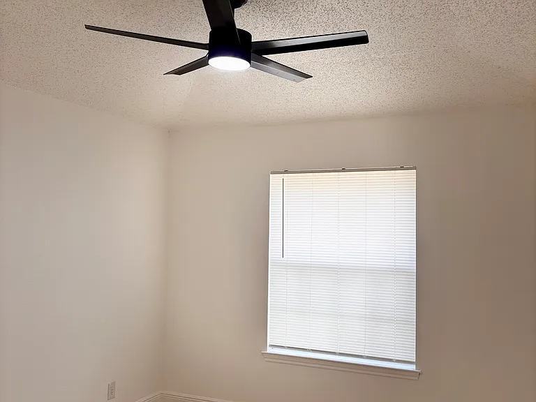 116 North Ave #116 — Photo 10