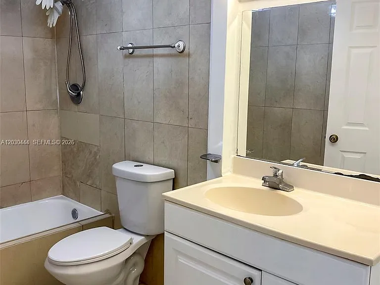 1301 NE Miami Gardens Dr #702W — Photo 13
