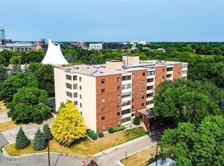 105 3rd St N APT 201, Moorhead, MN 56560
