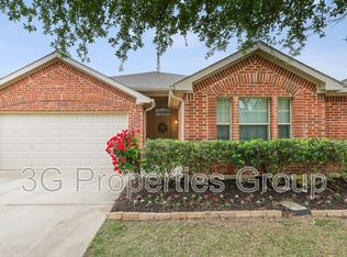 1432 Castlegar Ln, Fort Worth, TX 76247