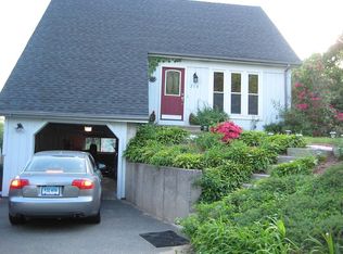 218 Horton Hill Rd, Naugatuck, CT 06770