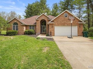 10694 Conifer Cir, Rolla, MO 65401