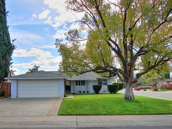 4th image of 3151 Rosemont Dr