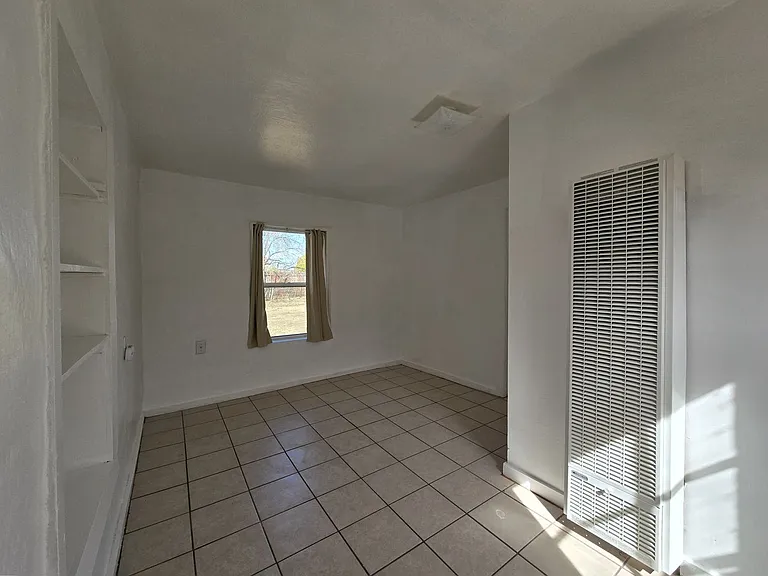 739 Montez Pl — Photo 7