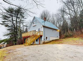 121 Pond Rd, Sabattus, ME 04280