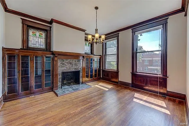 5779 Pershing Ave — Photo 6