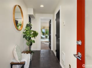 2831 SW Yancy St #A, Seattle, WA 98126